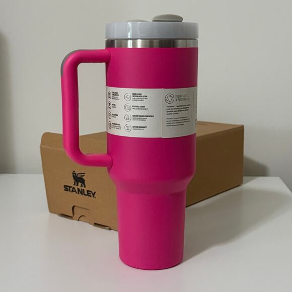 NWT Stanley 40oz Hot Pink Quencher H2.0 FlowState Tumbler - Picture 4 of 7